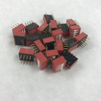 Lot of 22 Grayhill 76SB04S Switch DIP ON OFF SPST 4 Raised Rocker 8-Pin
