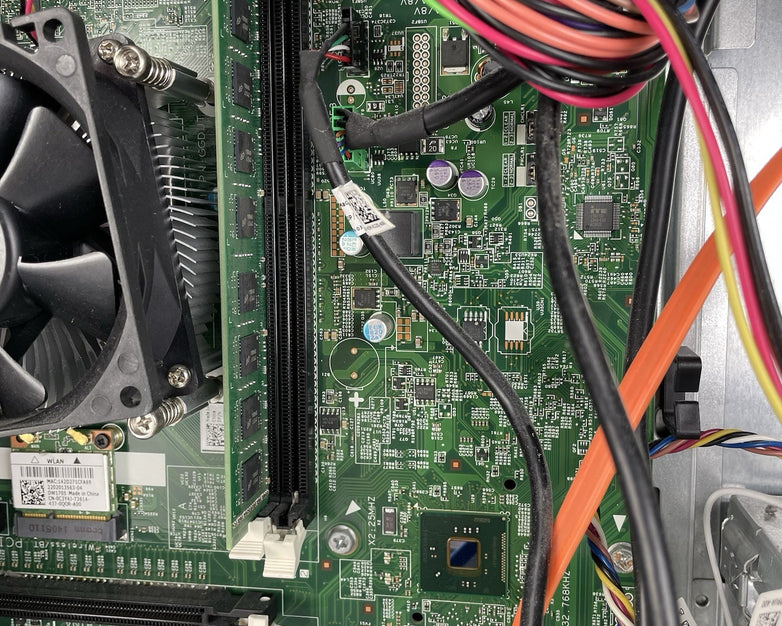 Dell Inspiron 3847 MT Intel Core i3-4130 3.4 GHz 8 GB ram No HDD/No OS