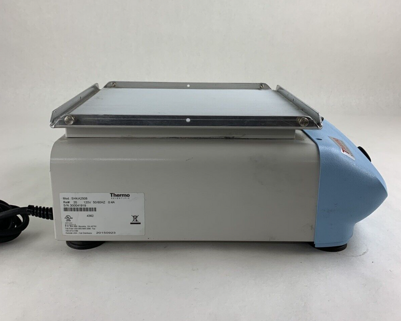 Thermo Scientific MaxQ 2508 Benchtop Orbital Platform Lab Shaker SHKA2508 Tested