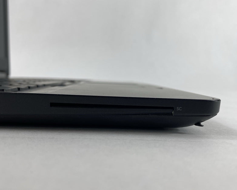 Dell Latitude E5570 15.6" i5-6300U 2.4GHz 8GB RAM No SSD/OS/AC - READ
