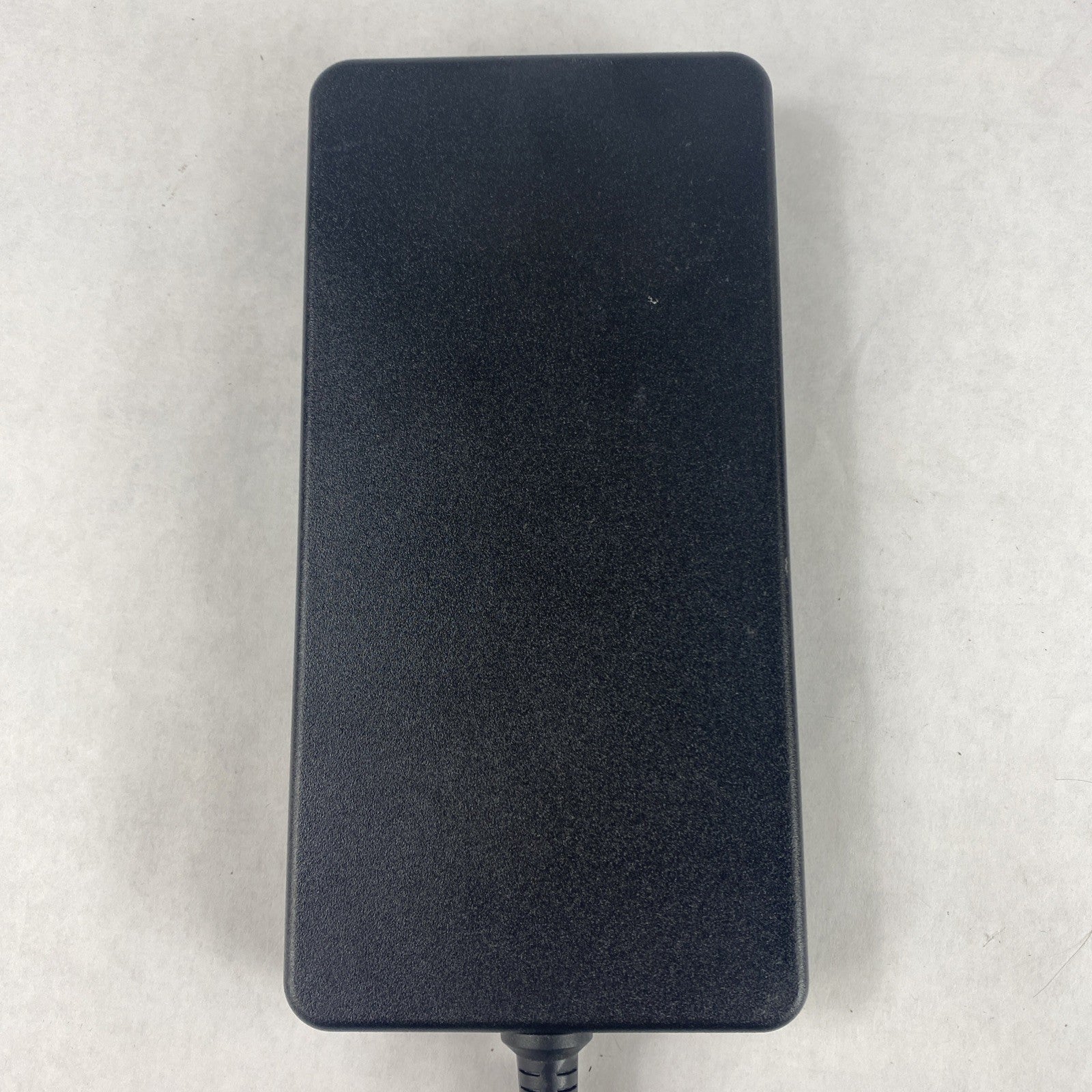 Dell Inc GA240PE1-00 AC/DC Adapter Lot of 2 Mix W/ Dell GA240PE1 No Power Cord1