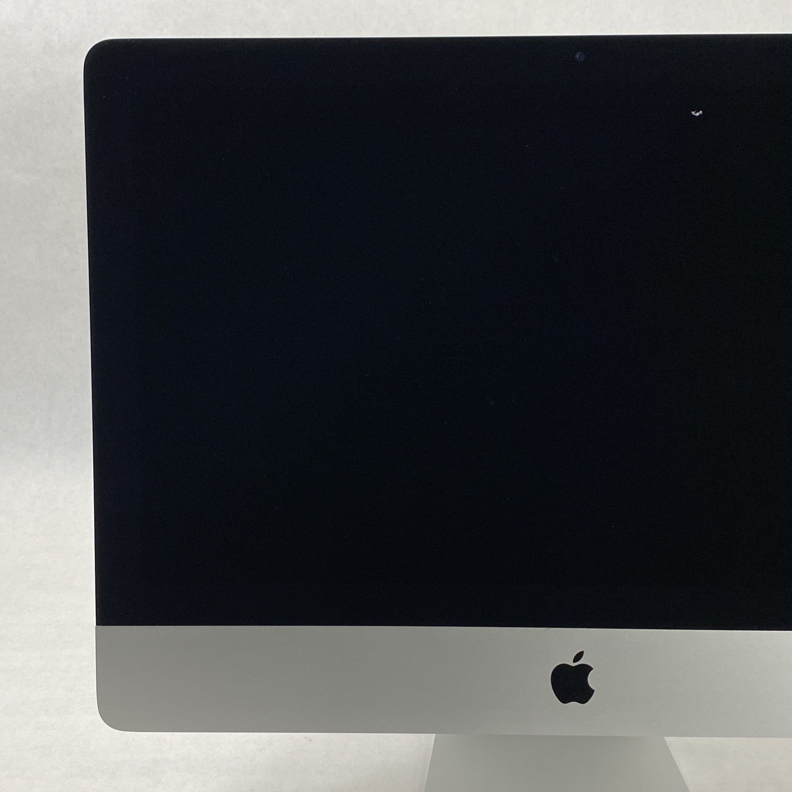 Apple A1418 iMac 21.5" 2015 2.8 GHz Core i5 8GB RAM 250 GB SSD macOS 12.7.6