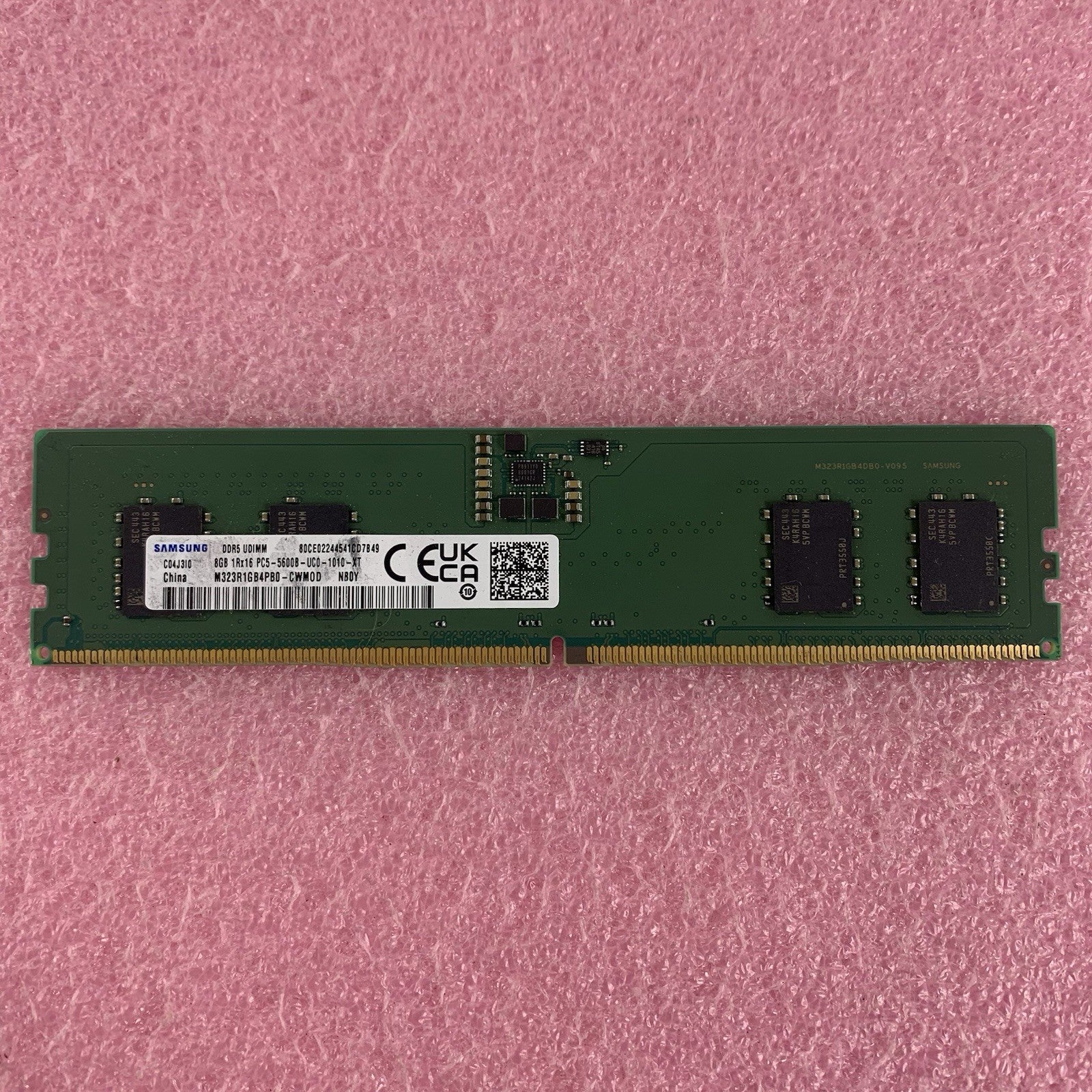 Samsung  M323R1GB4PB0-CWM0D 8 GB DDR5-5600B DIMM Desktop Memory Ram1