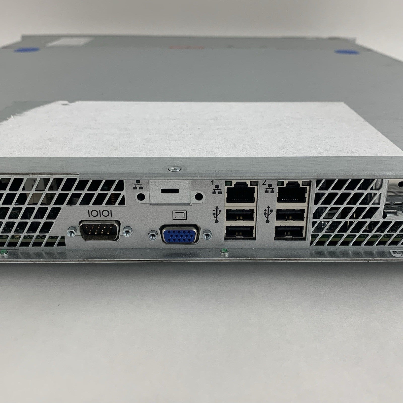 Intel R1304BTLSHBNR S1200BTL Server 1x E3-1225 3.1 GHz 16 GB Ram No OS No HDD7