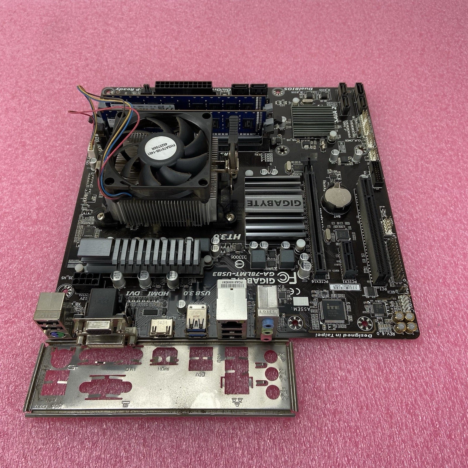 Gigabyte GA-78LMT-USB3 6.0 Motherboard AMD FX-6300 3.5GHz 4GB RAM w/IO Shield4