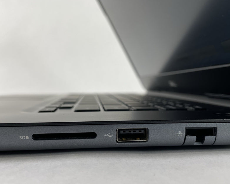 Dell Vostro 5581 15.6" i5-8265U 1.60 GHz 8 GB RAM No SSD/OS/AC