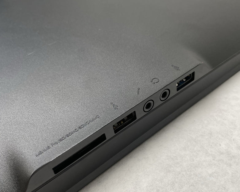 Lenovo C260 Celeron J1800 2.41 GHz 4 GB Ram No HDD No OS