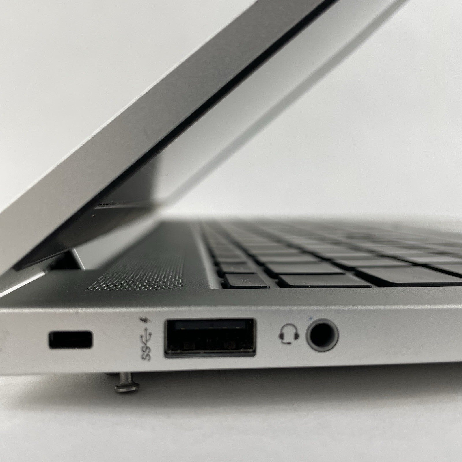 HP EliteBook 850 G8 15.6" i5-1145G7 2.60 GHz 8 GB RAM No SSD/OS/AC/Batt - Rubber5