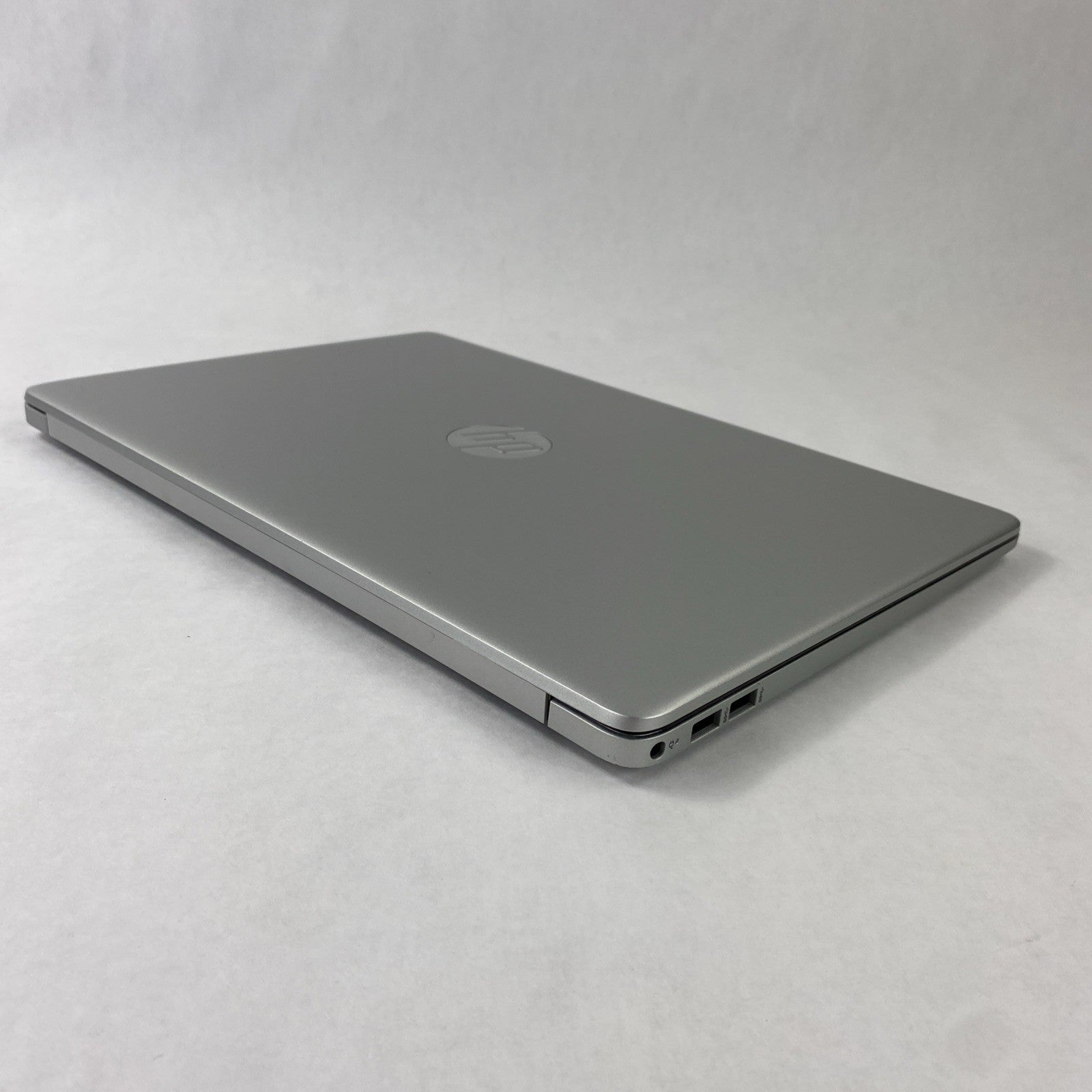 HP Laptop 15-dy4013dx Core i5-1155G7 2.50 GHz __ GB 15.6" RAM No HDD No OS