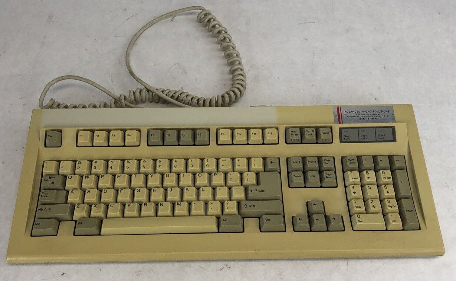 Mitsumi Electric KPQ-E99YC Wired Keyboard