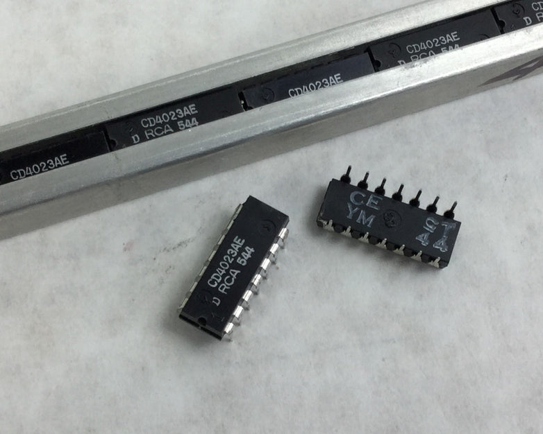 RCA CD4023AE 14 Pin  Lot of 16