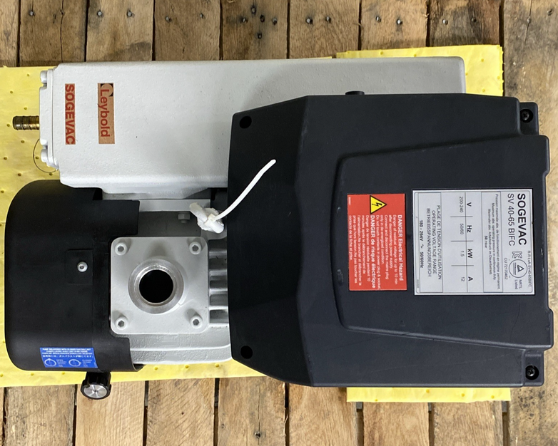 Leybold SOGEVAC SV40-65BIFC Vacuum Pump - Parts or Repair