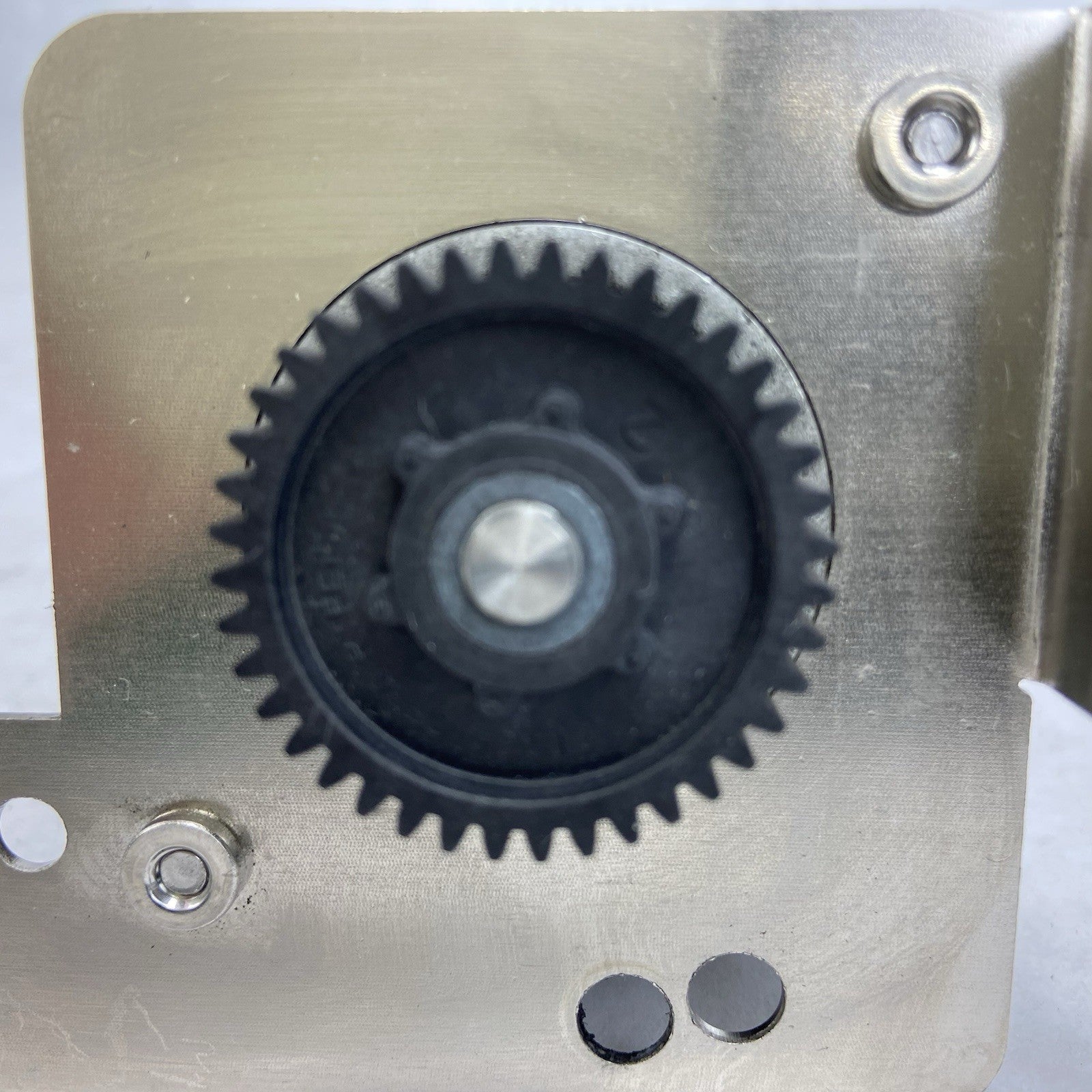 Zebra ZT230 Printer Stepper Drive Motor and Gear P/N P1043859 ZT 200 Series