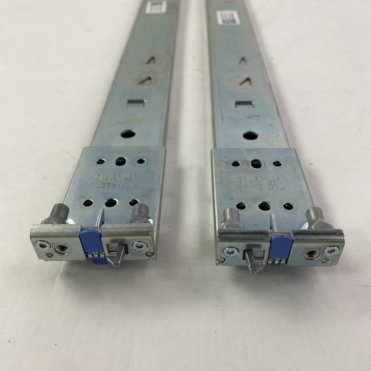 Dell R137J N915J Right and Left Sliding Server Rails 2