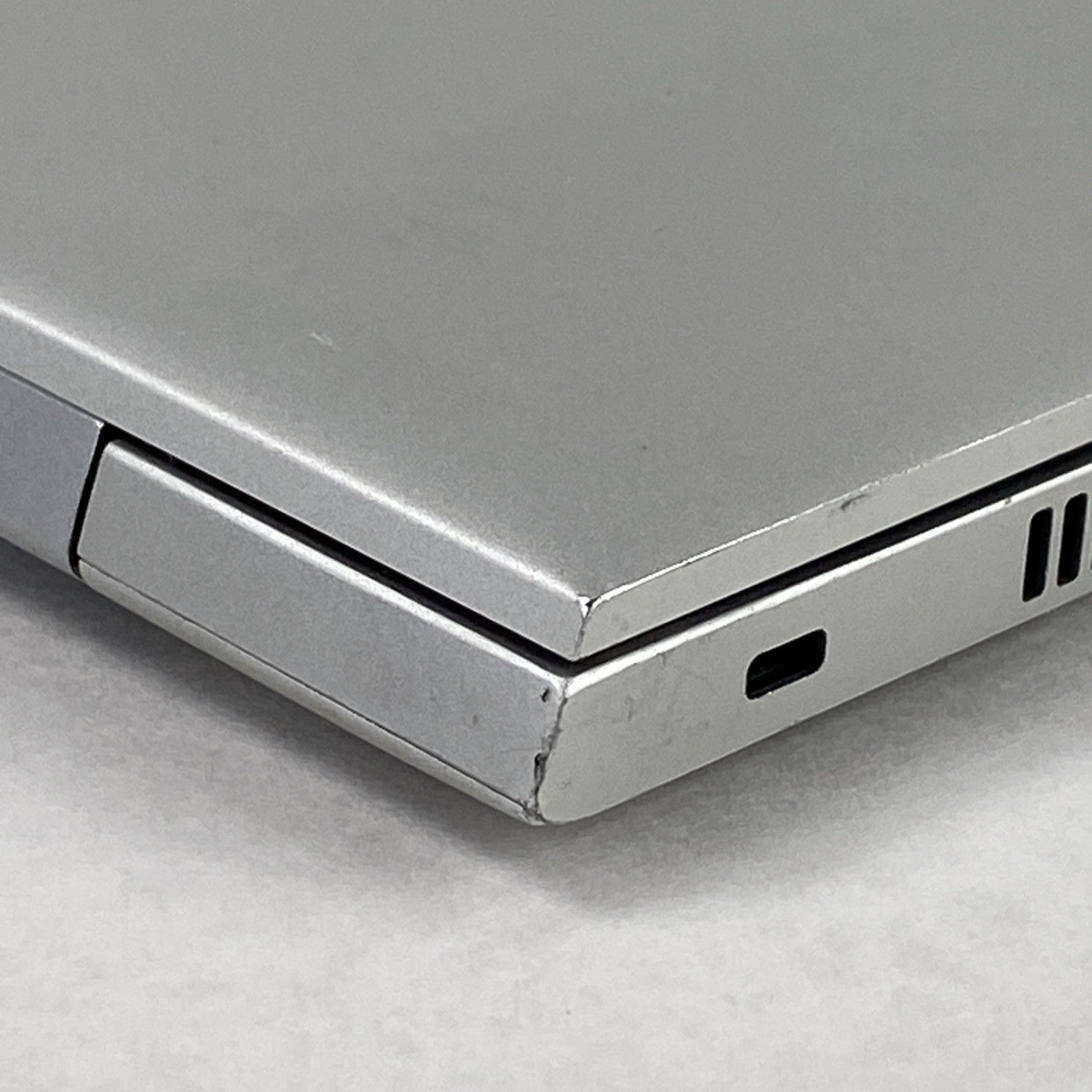 HP EliteBook 850 G6 Intel Core i7-8665U 1.90 GHz 8 GB RAM 15.6" No HDD No OS