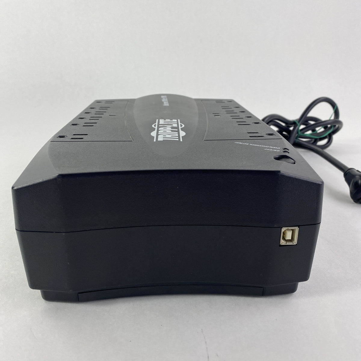 Tripp Lite INTERNET750U 750 VA 450W Battery UPS 12 Outlets - Tested No Batteries5