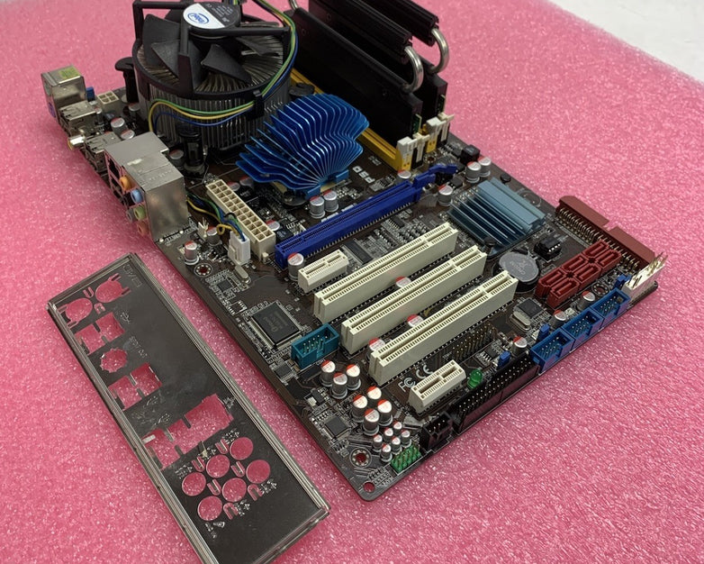 Asus P5Q SE/R Motherboard Intel Core 2 Quad 2.4GHz 4GB RAM w/ Shield