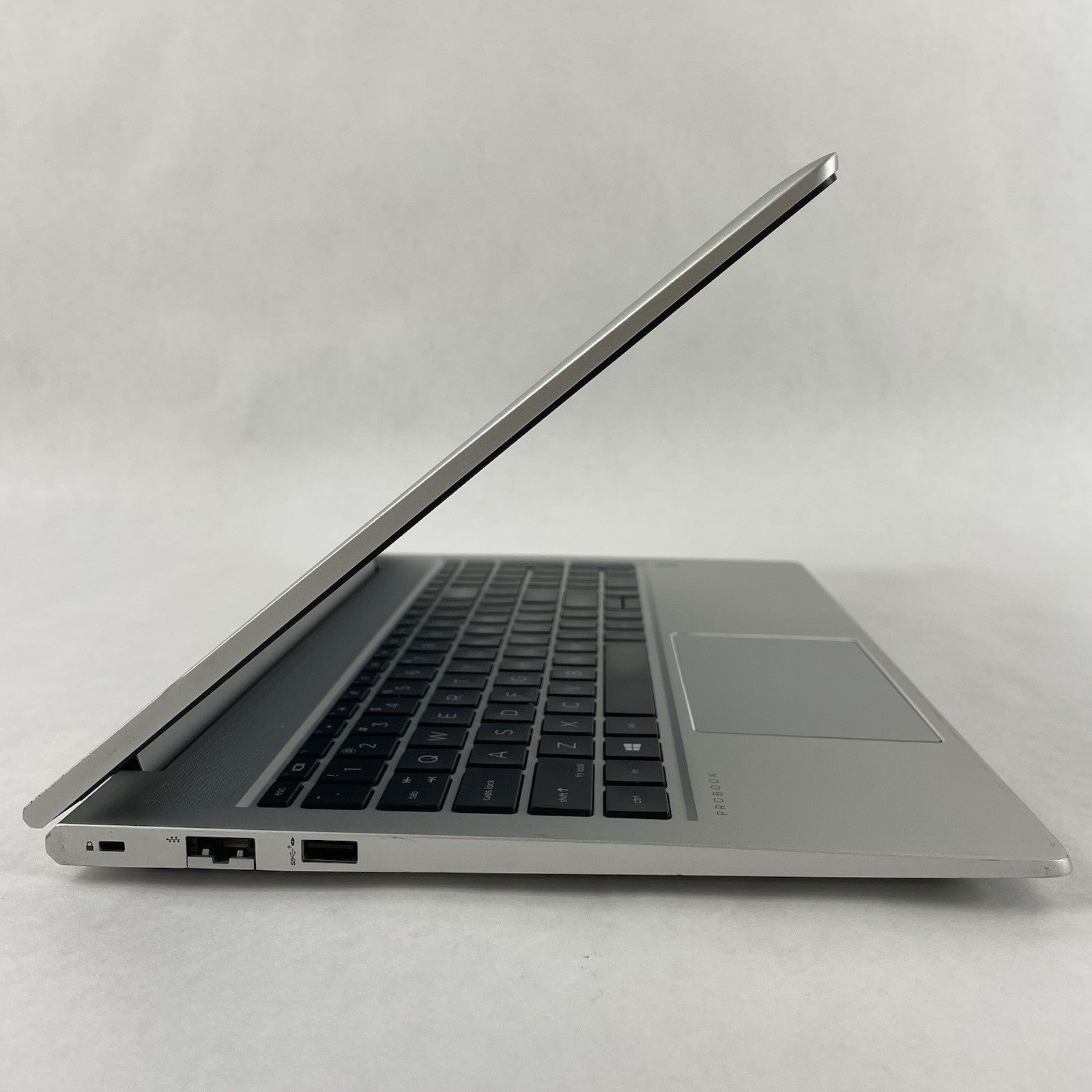 HP ProBook 450 G8 15.6" i5-1135G7 2.40 GHz 8 GB RAM No SSD/OS/AC - Bad USB3
