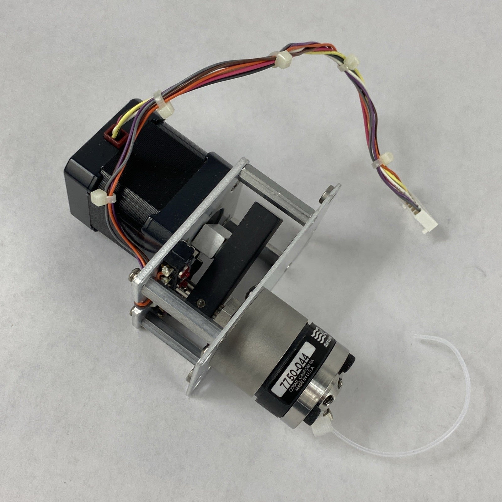 Rheodyne 7750E-020 6 Port Valve Oriental Motor C7733-9012K Vexta Stepping Motor5