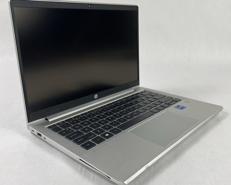 HP ProBook 630 G8 13.3" i7-1165G7 2.80 GHz 8 GB RAM No SSD No OS - Dinged Corner