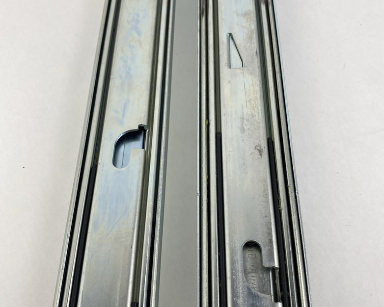 Dell N921J 31.5" Sliding Server Rails for 42U Server Rack