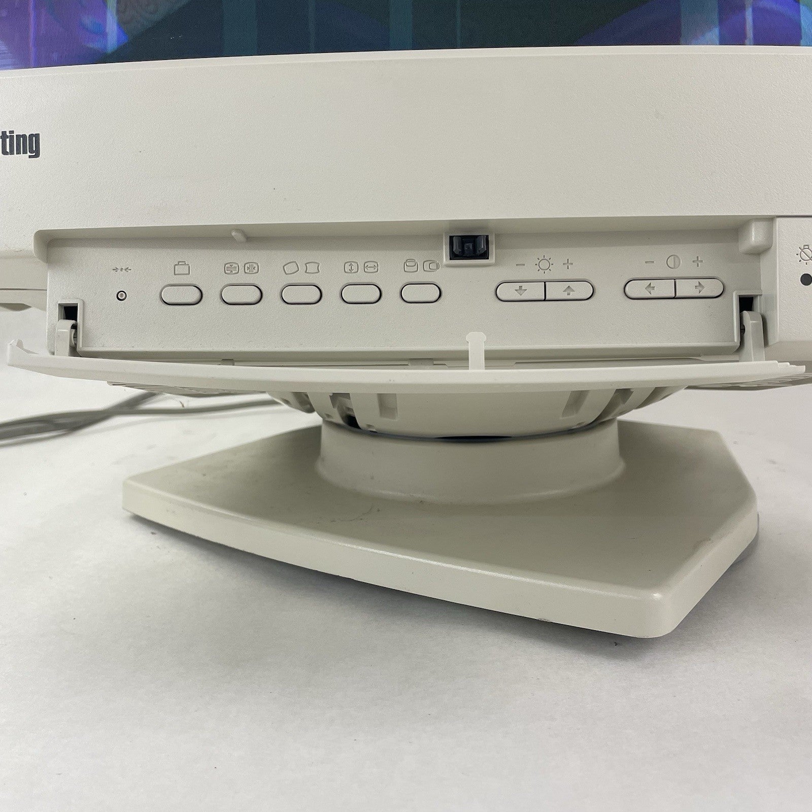 Power Computing GDM-20f03 1997  19" CRT Computer Monitor 1280x10244