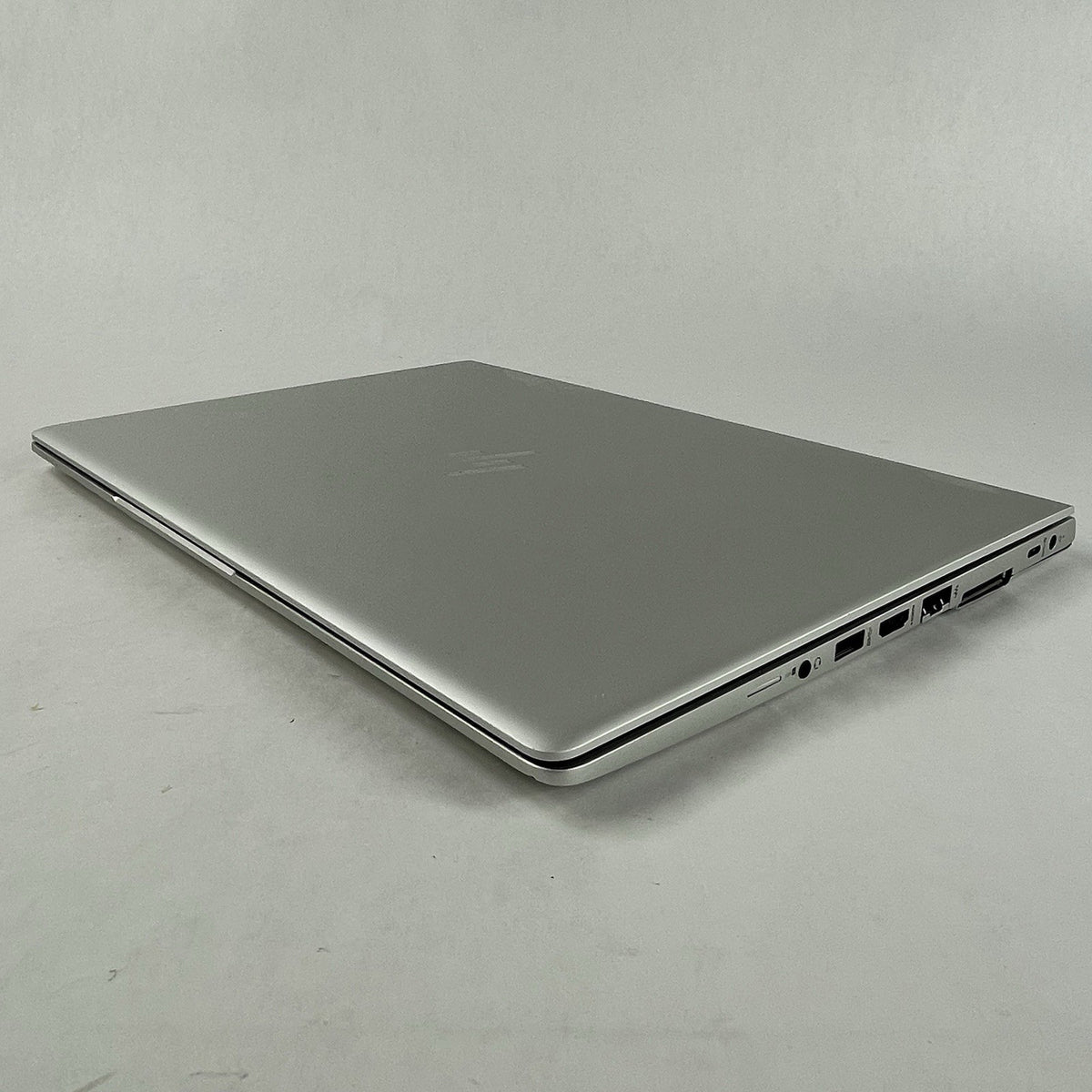 HP mt45 14" Ryzen 3 Pro 3300U 2.10 GHz 4 GB RAM No SSD/OS/AC - Bad DIMM10