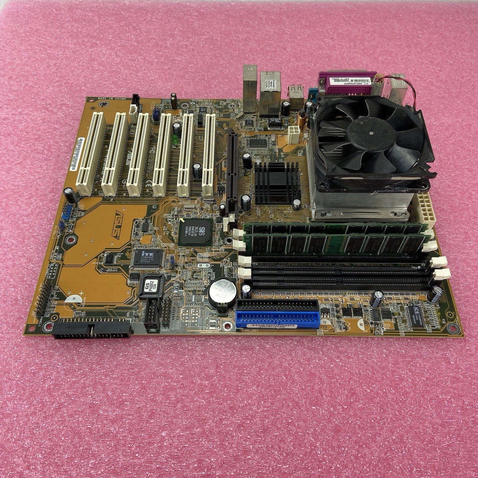 ASUS P4S533-X Motherboard Intel Pentium 4 2.2GHz 1GB RAM No IO Shield2