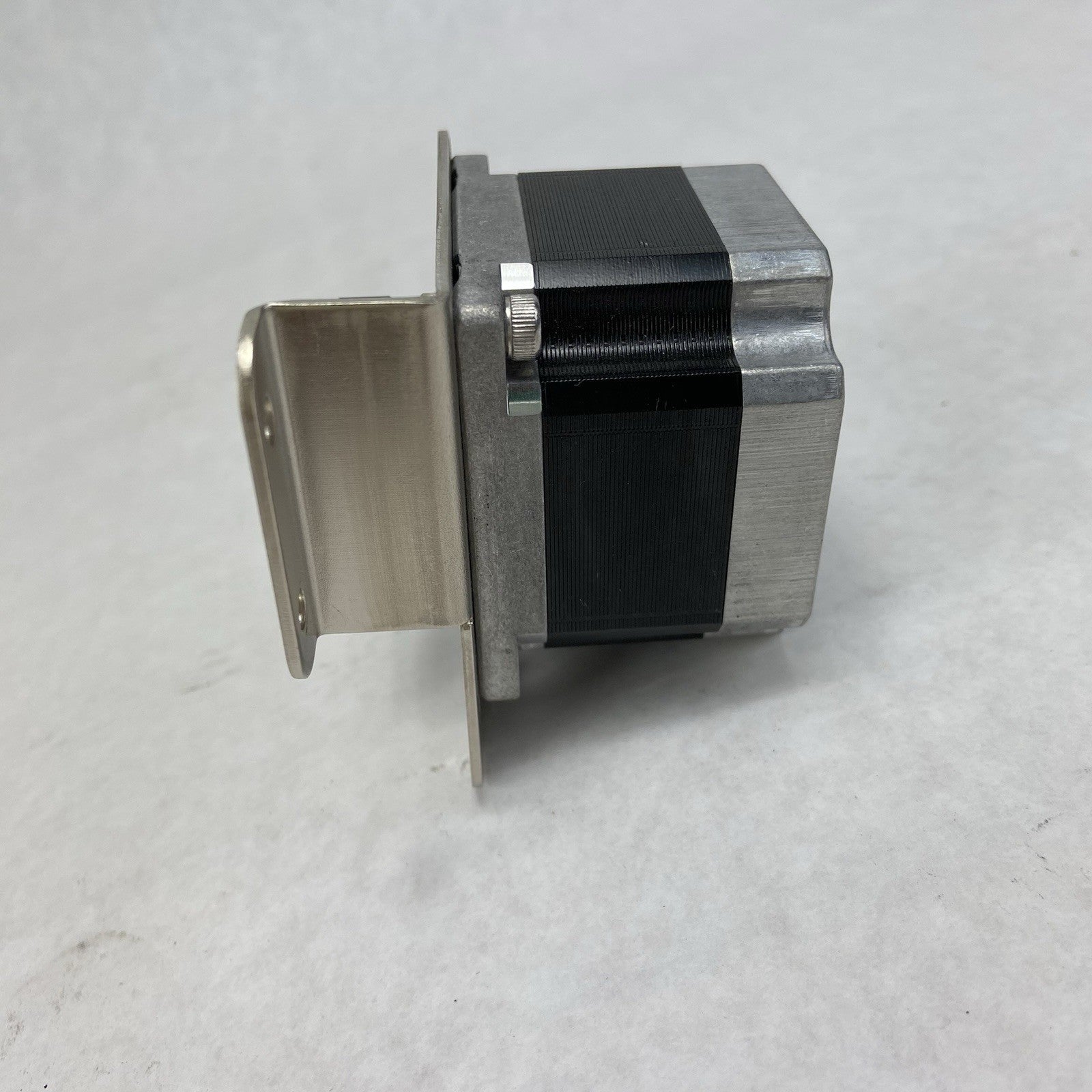 Zebra ZT230 Printer Stepper Drive Motor and Gear P/N P1043859 ZT 200 Series