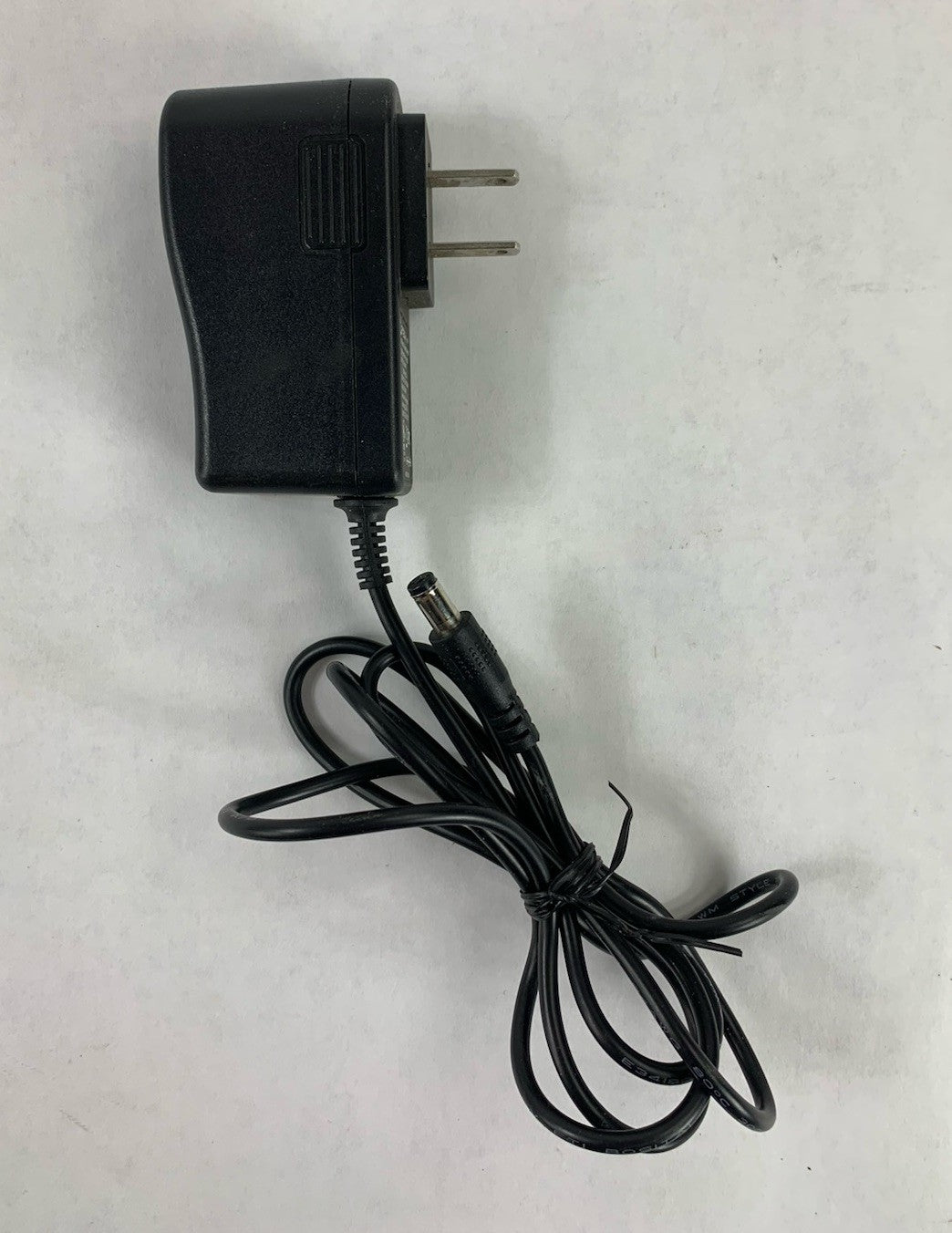 RCA T227 7" Portable Digital TV - Tested w/ AC Adapter8