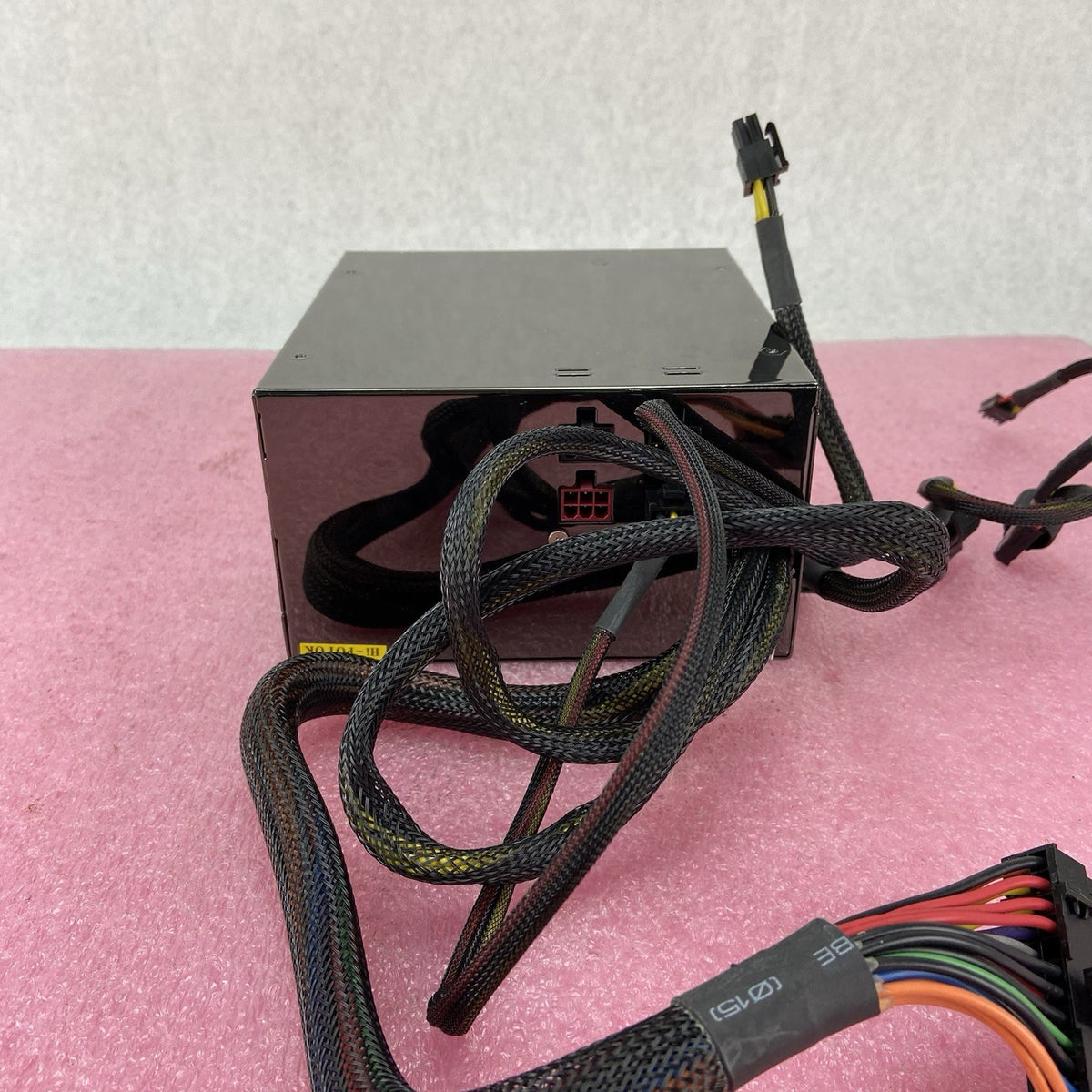 Rocketfish RF-550WPS w/Active PFC 550W ATX PSU Blue LED1