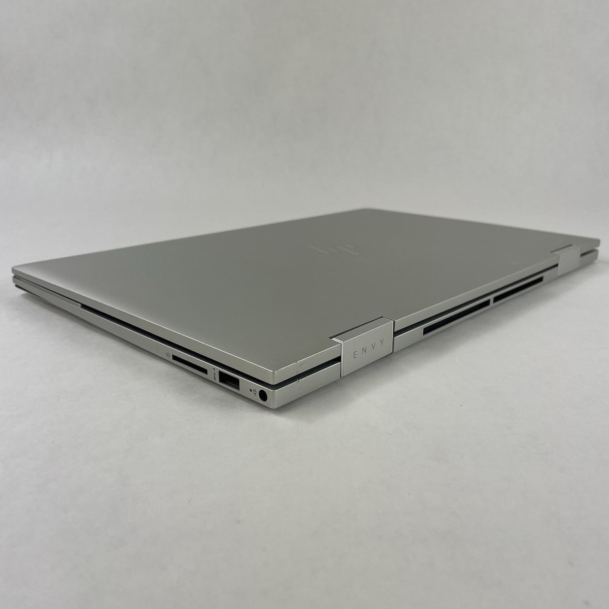 HP Envy x360 15.6" i5-1035G1 1.00 GHz 8 GB RAM No SSD/OS/AC/Batt - READ7