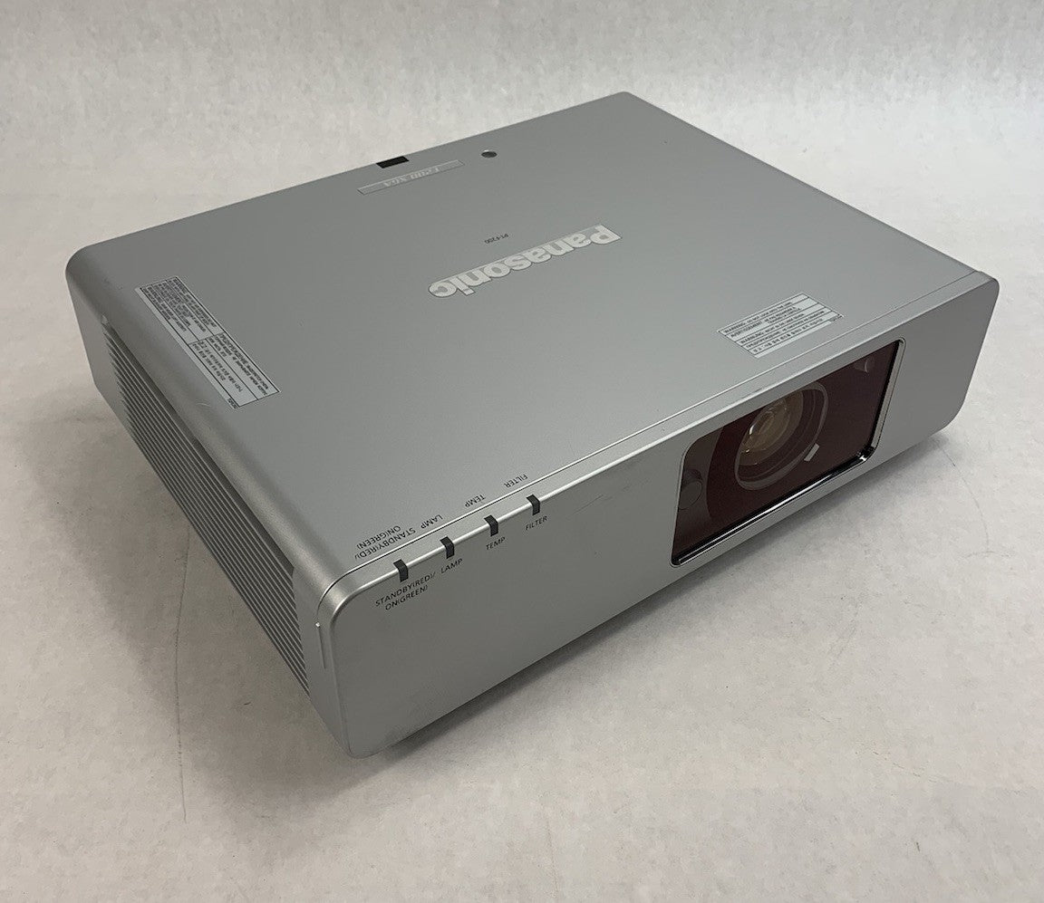 Panasonic PT-F200U LCD Projector No Remote 1831 Lamp Hours