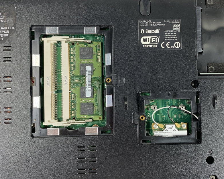 Toshiba Tecra R850-S8522 15.6" i5-2520M 2.5GHz 4GB Ram No OS No HDD No AC No Bat