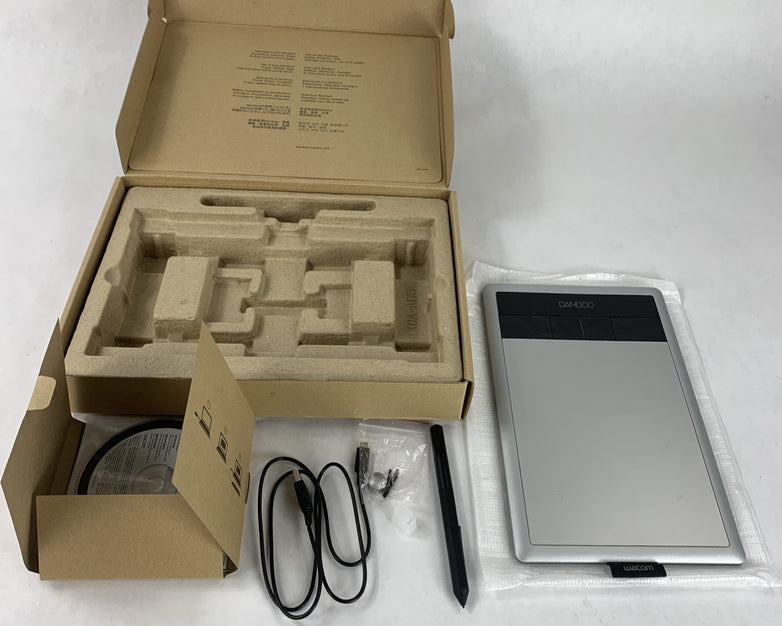 Wacom Bamboo Capture CTH470 Pen and Touch Tablet