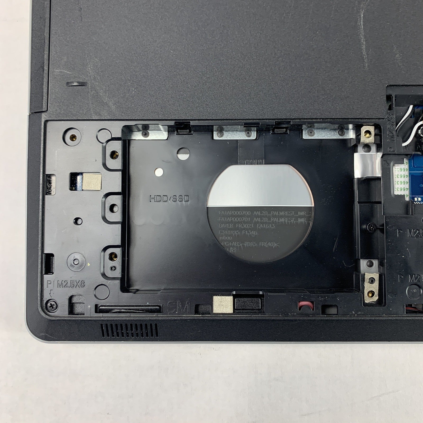 Dell Inspiron Laptop 5559 i5-6200U 2.3 GHz 8 GB Ram No OS No HDD No Batt No AC