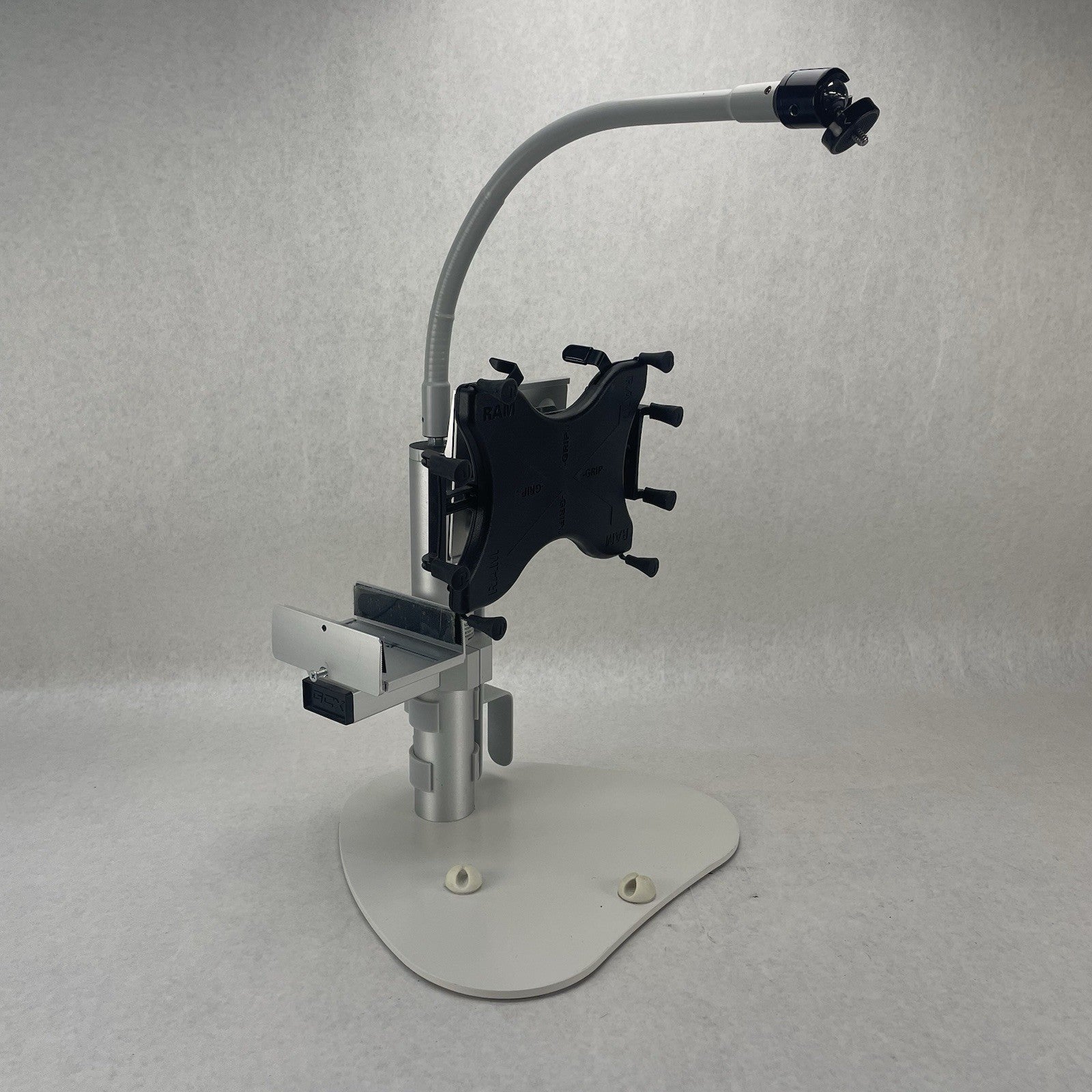 Steris Verifeye VEYE101-102 Flat Panel Pedestal Mount0
