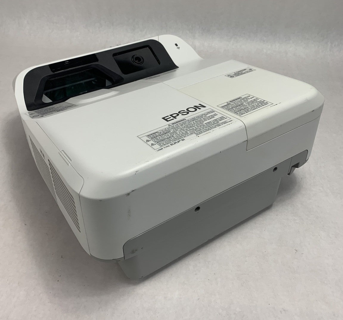 Epson PowerLite 695Wi H740A LCD Lamp Projector 846 Lamp Hours - No Remote0
