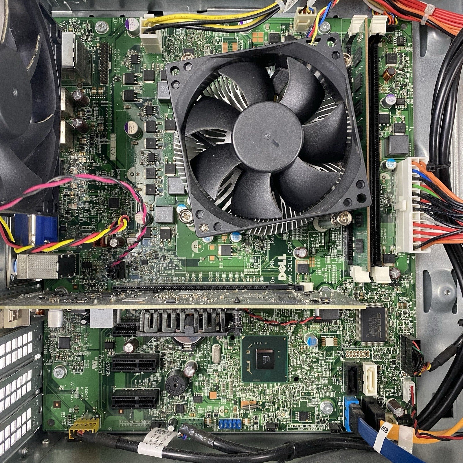Dell OptiPlex 390 MT Intel Core i5-2400 3.10GHz 4GB RAM No HDD No OS