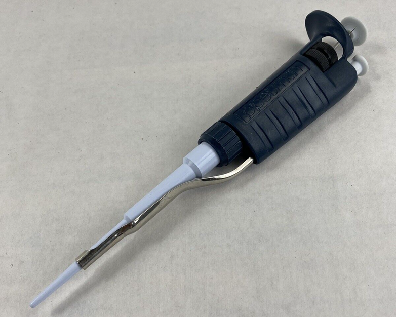 Gilson Pipetman P20 2 - 20 uL Single Channel Adjustable Pipette