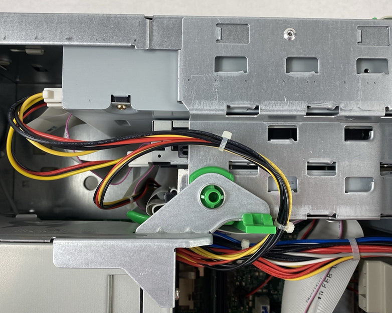 Dell Dimension L466CX Intel Celeron 466MHz 64MB RAM No HDD No OS