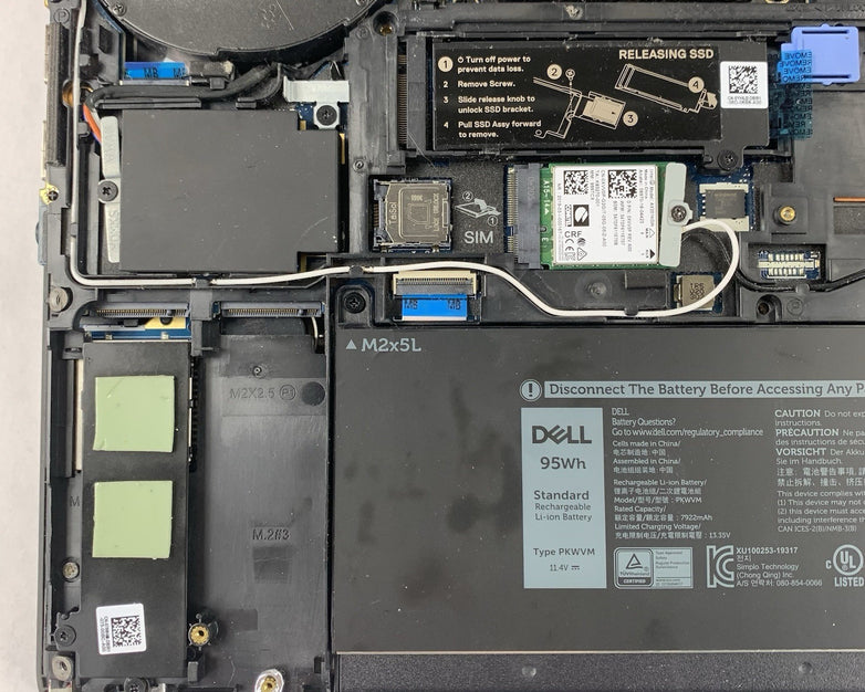 Dell Precision 7550 15.6'' Intel i7-10750H 2.6 GHz 32 GB Ram No OS No HDD