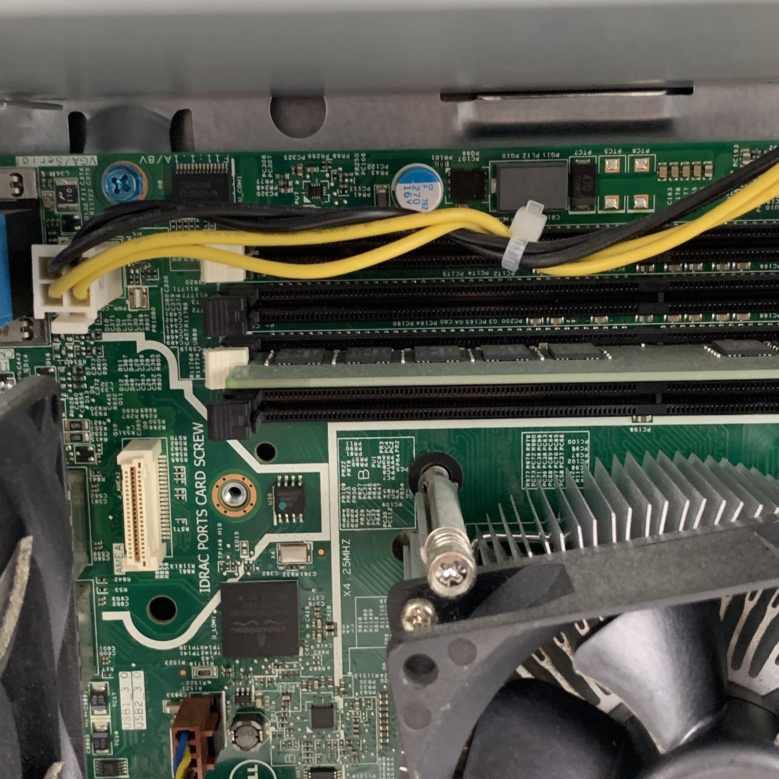Dell PowerEdge T130 Server Xeon E5-1220v5 3 GHz 16 GB RAM NO HDD NO OS