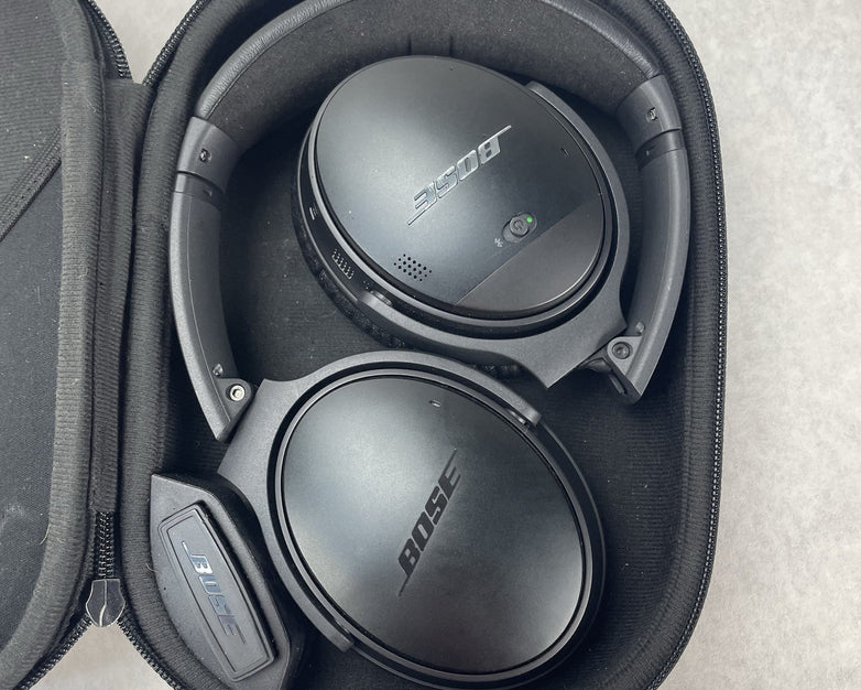 Bose QuietComfort 35 First Gen Wireless Bluetooth Noise Cancelling Headphones