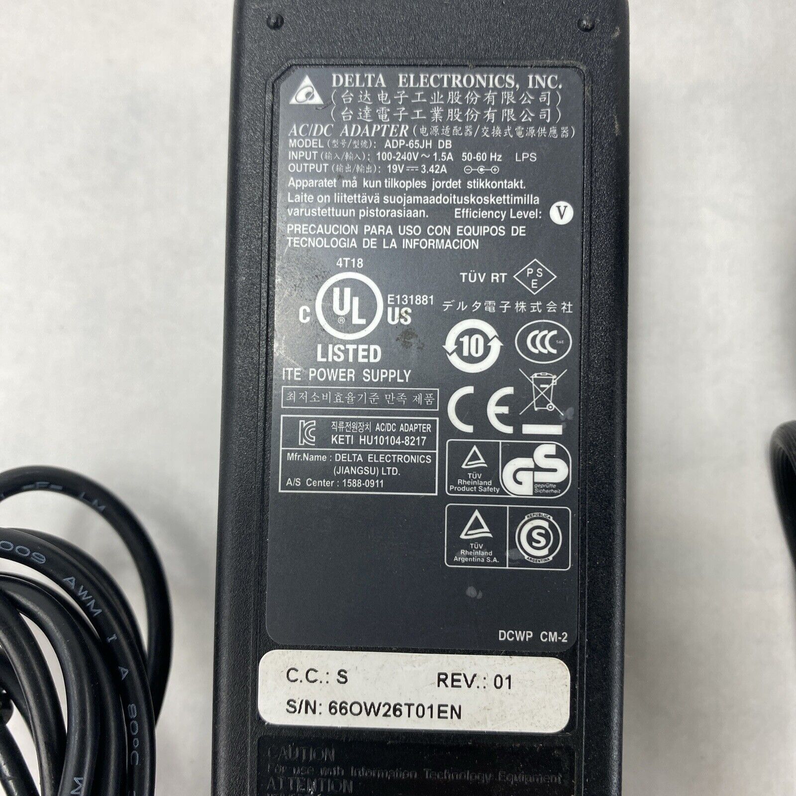 Lot( 2 ) Delta ADP-65JH 19V 3.42A AC Power Supply Adapters 5.5mm x 11mm Barrel