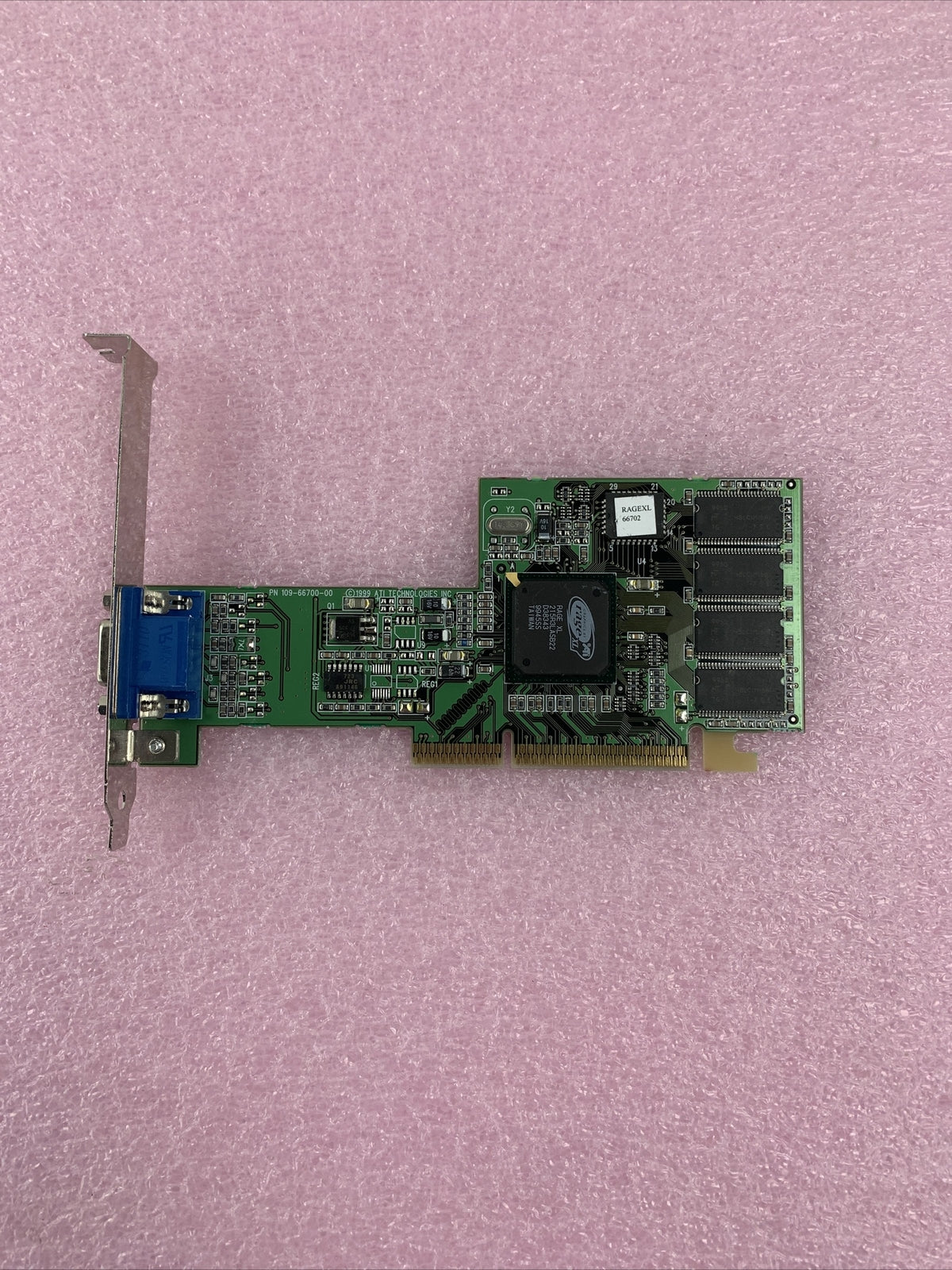 RAGEXL - ATI RAGE XL POWEREDGE 350 12TVD 8MBPCI VIDEO GRAPHICS CARD