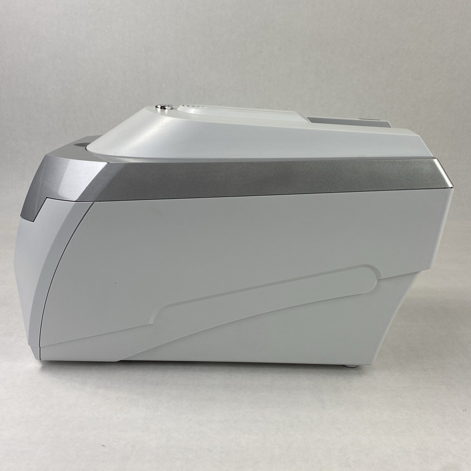 MagiCard 3652-0001 Rio Pro Card Printer - For Parts or Repair