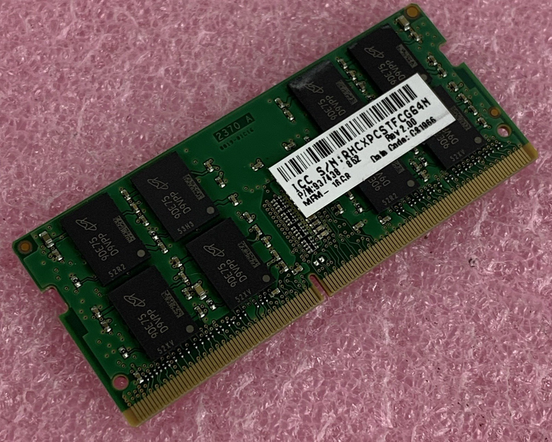 Micron MTA16ATF2G64HZ-2G6E1 16 GB DDR4-2666 SODIMM Laptop Memory Ram