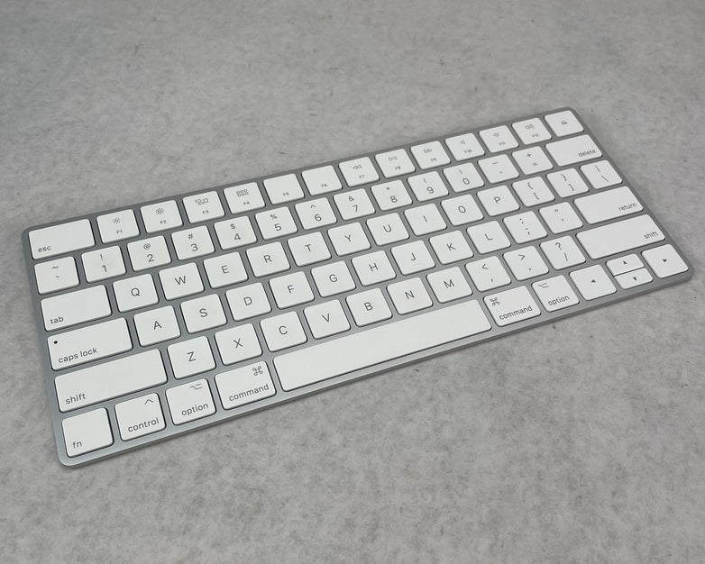 Apple Magic Wireless Rechargeable Keyboard A1644 Tested Working