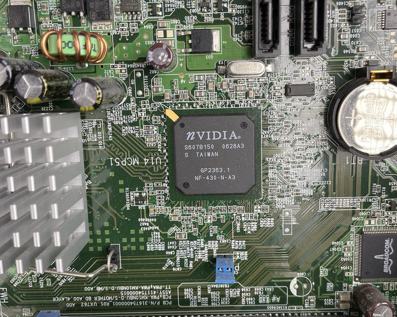 DELL Dimension Athlon E521 AMD 64 x2 3800+ GHz 2 GB RAM No HDD No OS
